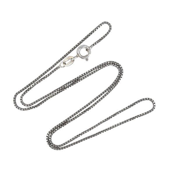 Vintage Italy Sterling Silver 925 1mm Box Chain Necklace 16" - Picture 1 of 3